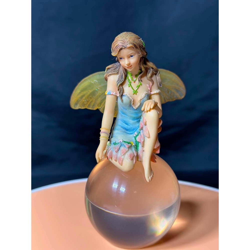 Faerie Glen Krystaluma Bubble Fairy Figurine FGB7804 Munro Enterprises 2008